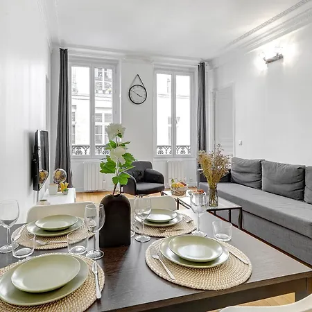 Apartamento Elegance Haussmannienne Au Coeur Du Marais París Exterior foto
